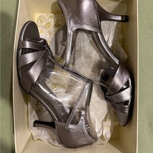 Naturalizer Metallic Silver Heels